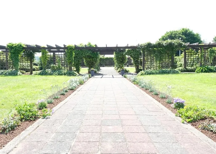 Best Hotels in Clydebank, Glasgow