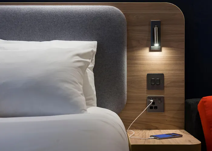 Best Hotels for Luton Airport with Parking