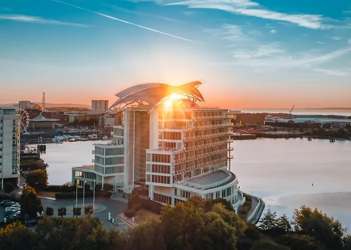 Discover the Top Central Hotels Cardiff has to Offer