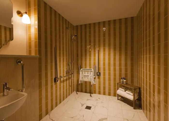 Top Seafront Hotels in Whitby