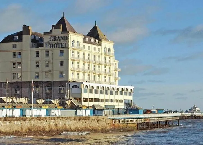 Discover Exclusive Special Offers on Hotels in Llandudno