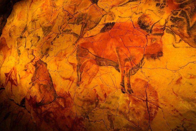 Riproduzione delle pitture rupestri di Altamira © EQRoy / Shutterstock