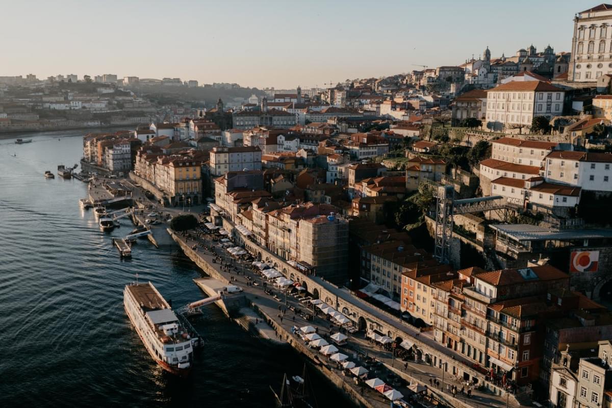 Where to sleep in Porto: tips and the best districts to stay in